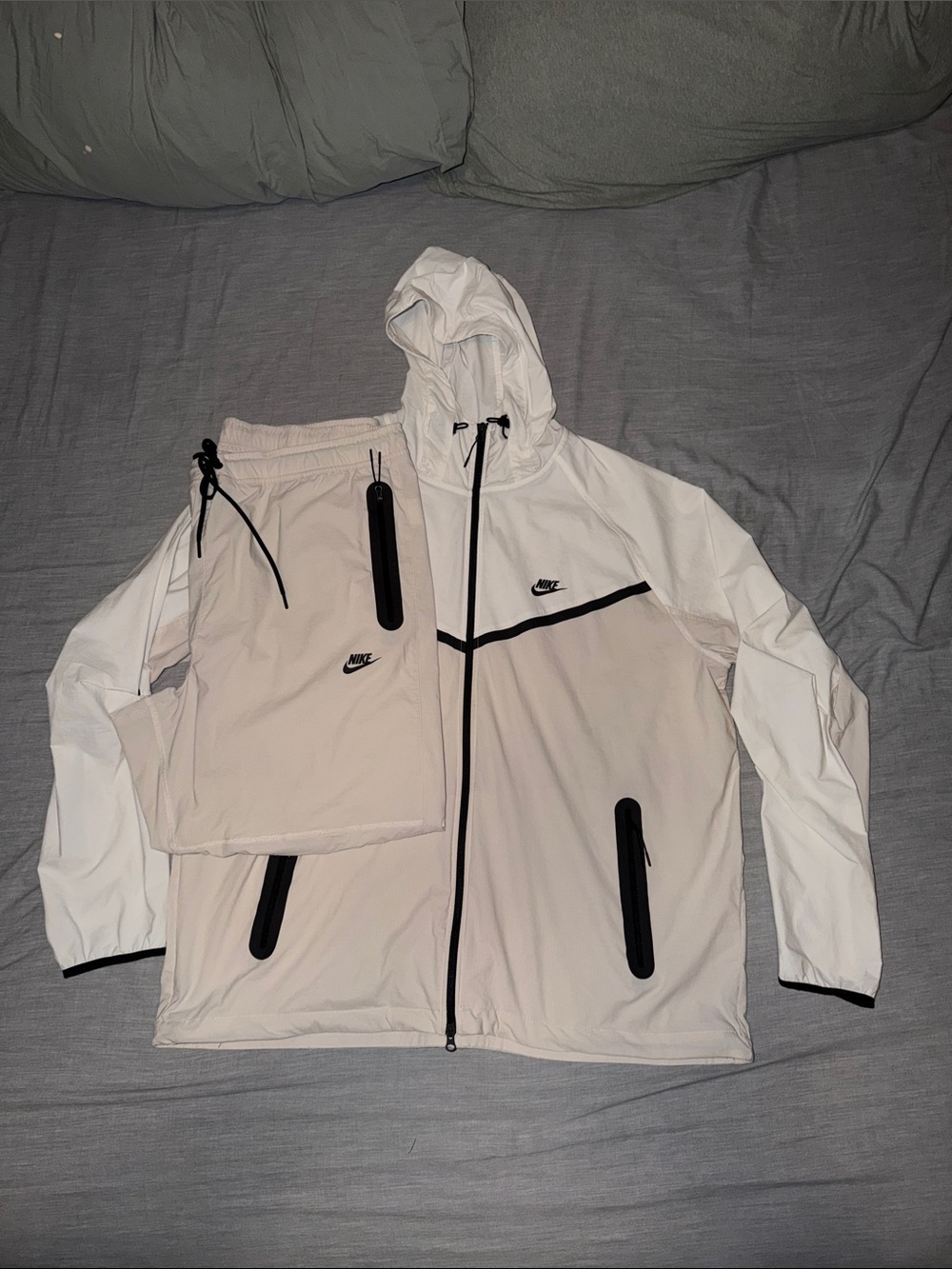 Men’s Nike Tech Fleece Cream and Light Beige Windbreaker Set with Black Trim